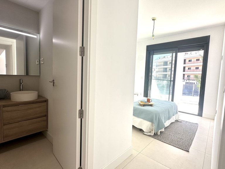 Apartment for Sale in Fuengirola, Malaga 30