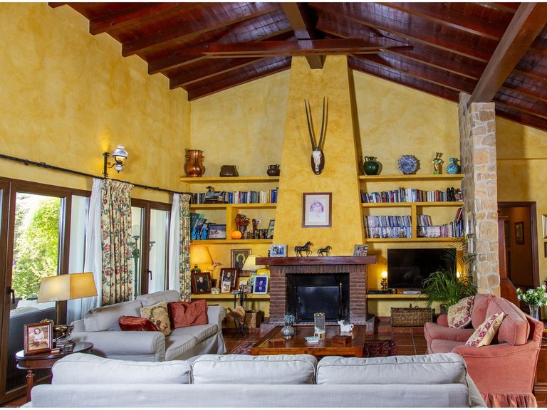 Villa for Sale in La Cala Golf, Malaga 38