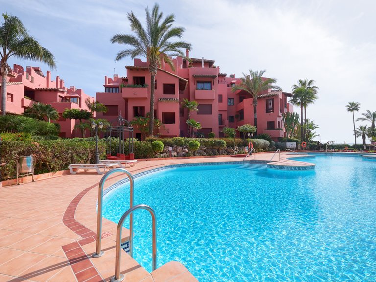 Penthouse for Sale in Estepona, Malaga 2