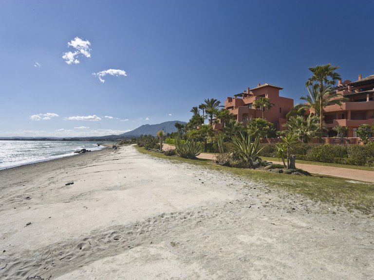 Penthouse for Sale in Estepona, Malaga 36