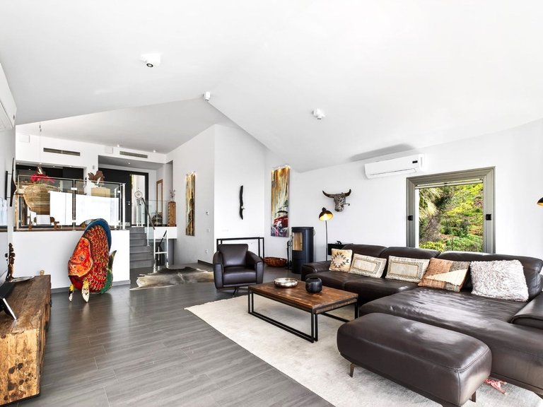 Villa for Sale in Valtocado, Malaga 19