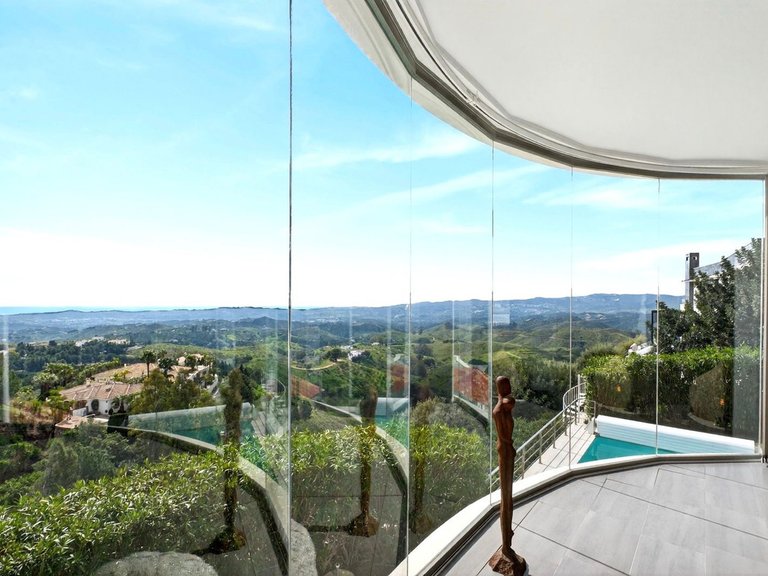 Villa for Sale in Valtocado, Malaga 20