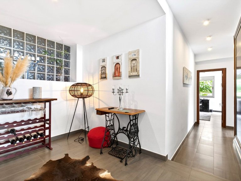Villa for Sale in Valtocado, Malaga 28