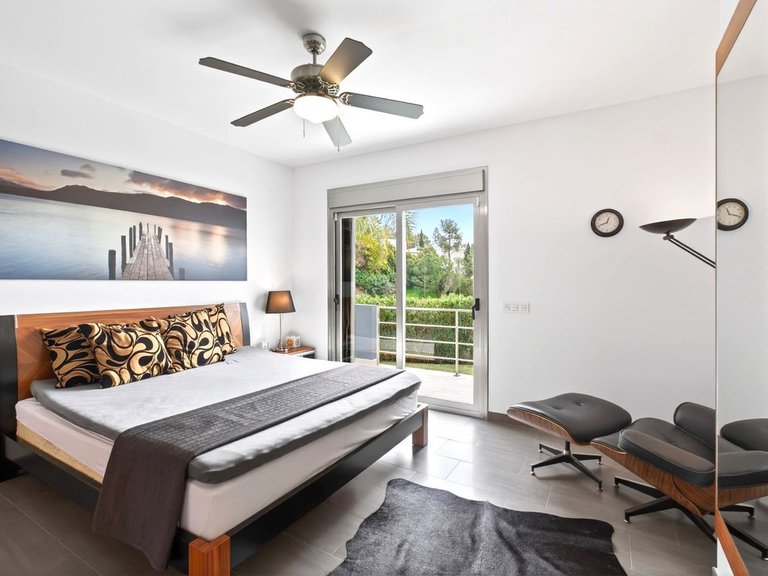Villa for Sale in Valtocado, Malaga 32