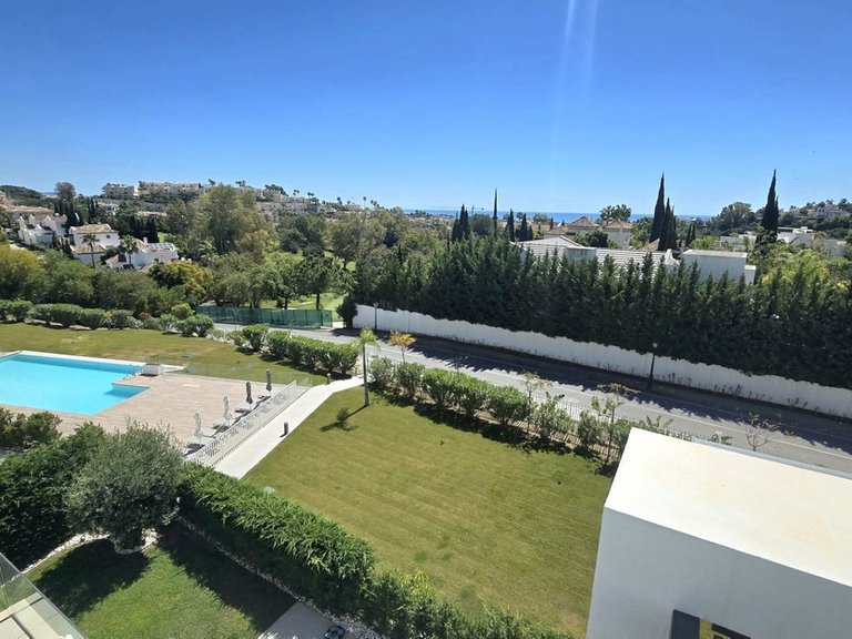 Apartment for Sale in Benahavís, Malaga 1