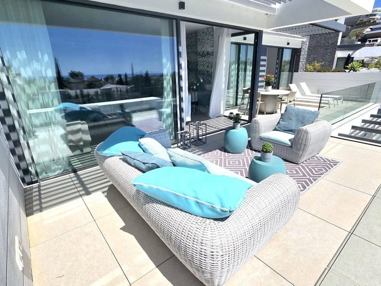 Apartment for Sale in Benahavís, Malaga 12