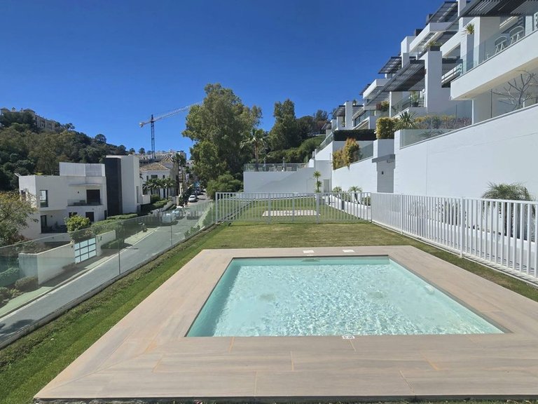 Apartment for Sale in Benahavís, Malaga 26