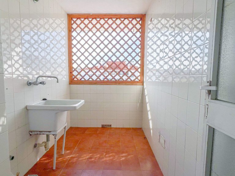 Apartment for Sale in Fuengirola, Malaga 30