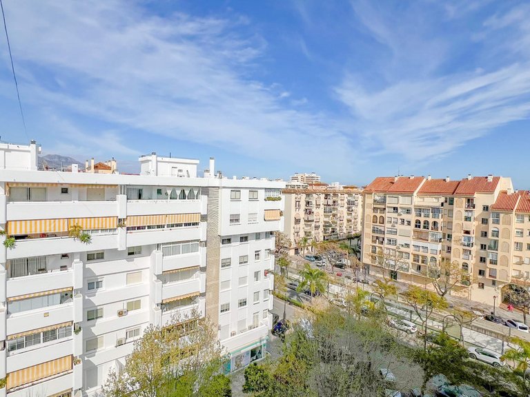 Apartment for Sale in Fuengirola, Malaga 36
