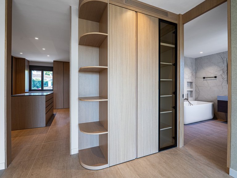 Villa for Sale in El Rosario, Malaga 13
