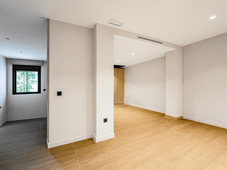 Villa for Sale in El Rosario, Malaga 17