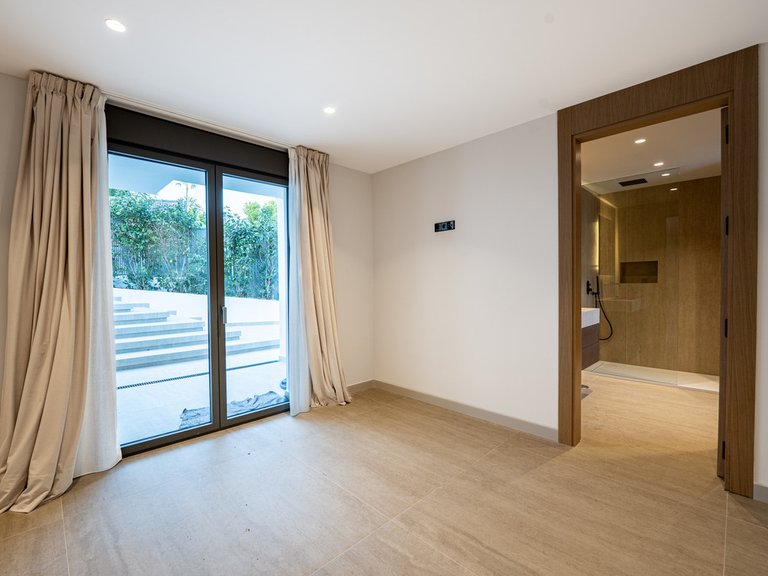 Villa for Sale in El Rosario, Malaga 20