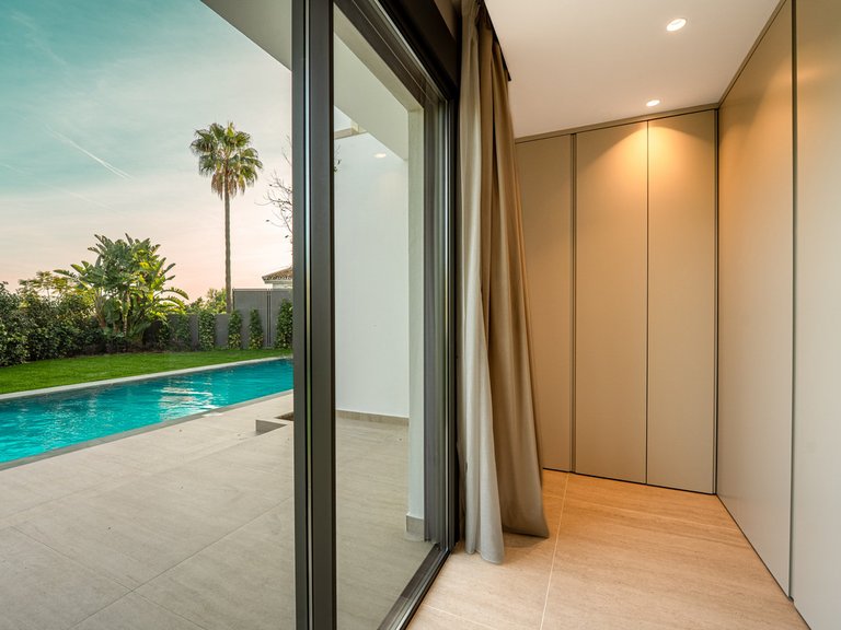 Villa for Sale in El Rosario, Malaga 22