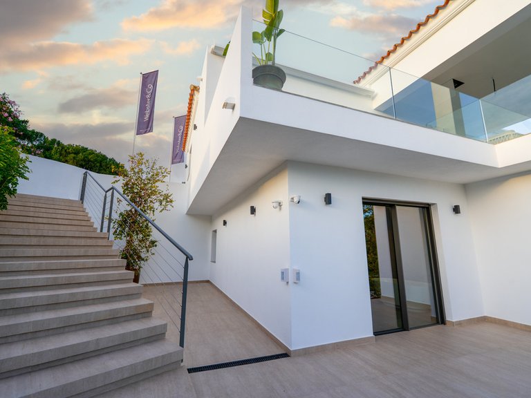 Villa for Sale in El Rosario, Malaga 36