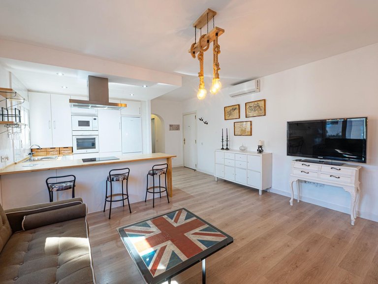 Apartment for Sale in Benalmadena, Malaga 11