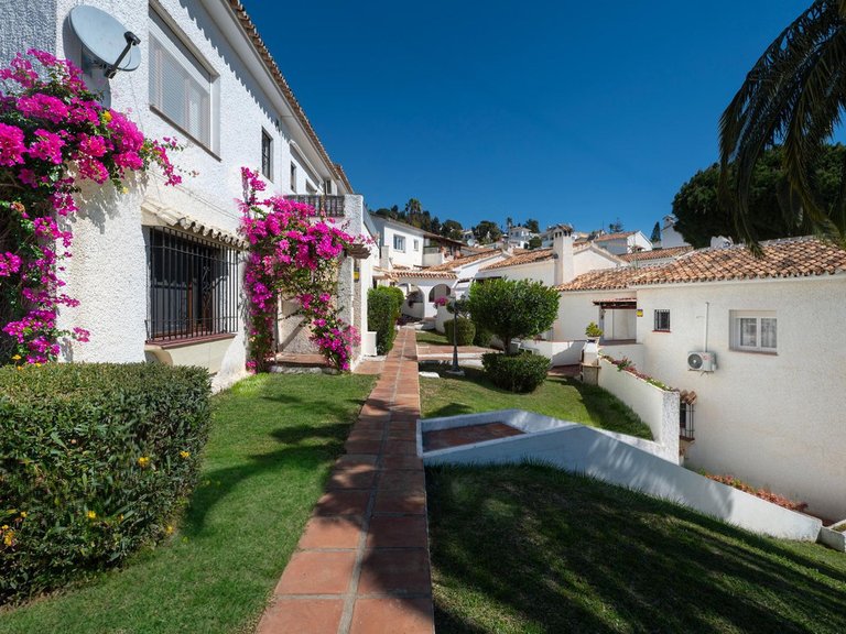 Apartment for Sale in Benalmadena, Malaga 3