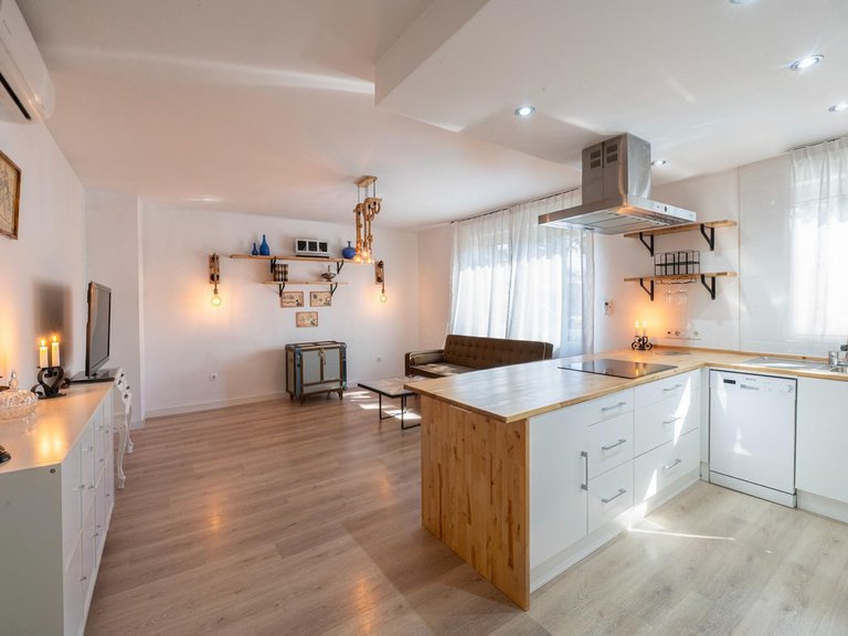Apartment for Sale in Benalmadena, Malaga 5