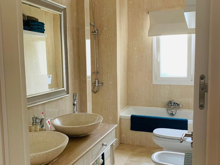 Villa for Sale in San Roque, Cadiz 11