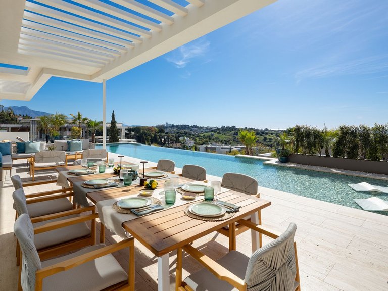 Villa for Sale in Benahavís, Malaga 12