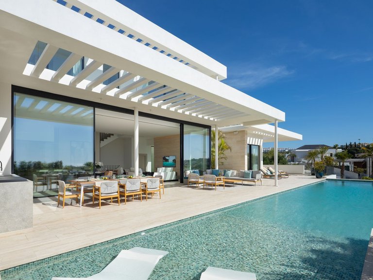 Villa for Sale in Benahavís, Malaga 13