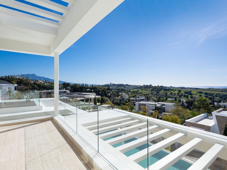 Villa for Sale in Benahavís, Malaga 19
