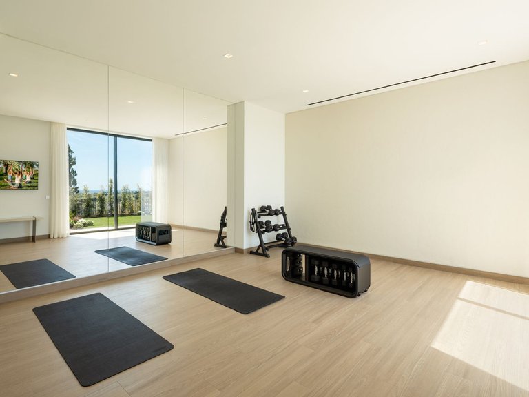 Villa for Sale in Benahavís, Malaga 23