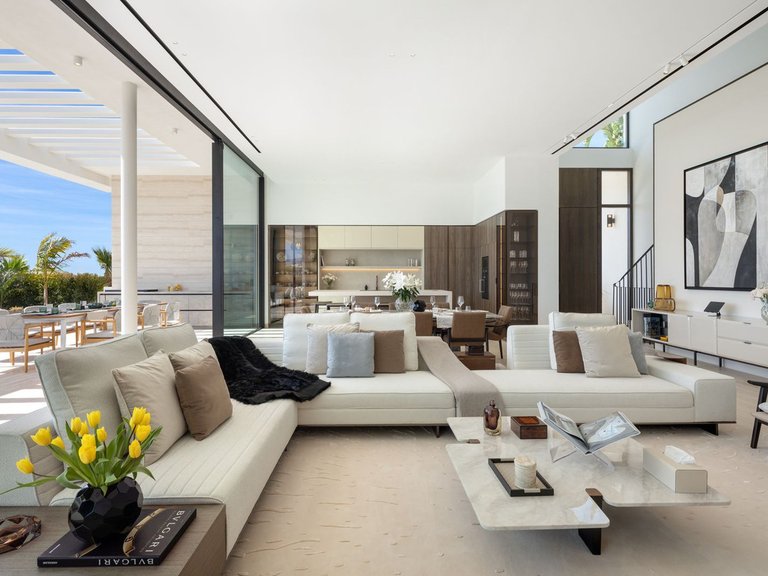 Villa for Sale in Benahavís, Malaga 3