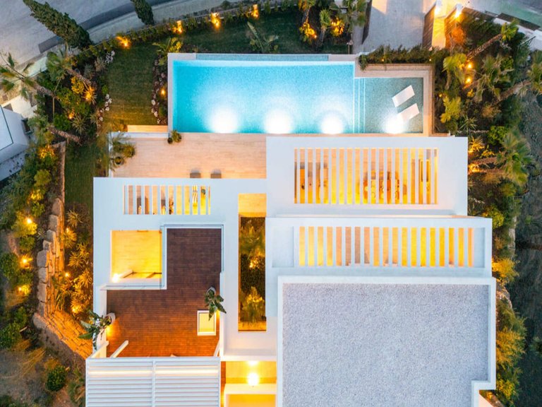 Villa for Sale in Benahavís, Malaga 33