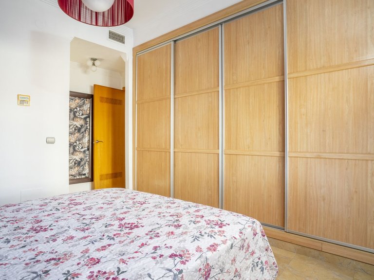Villa for Sale in Fuengirola, Malaga 25