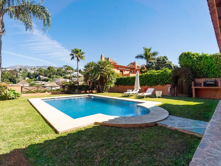 Villa for Sale in Mijas Costa, Malaga 13