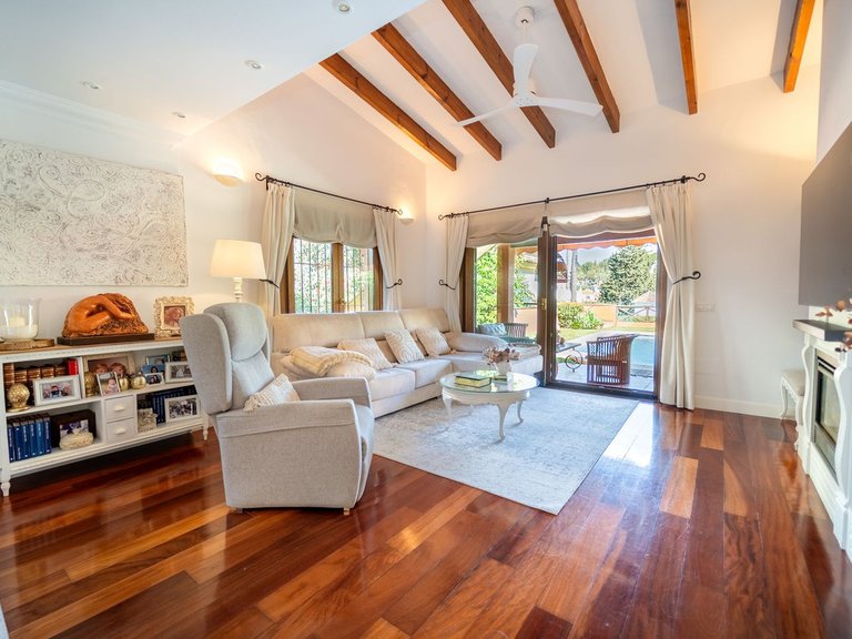 Villa for Sale in Mijas Costa, Malaga 14