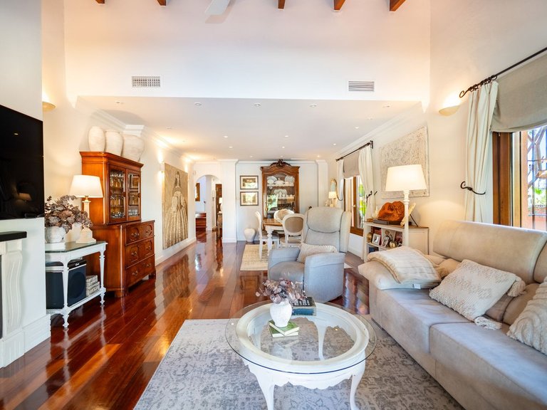 Villa for Sale in Mijas Costa, Malaga 16