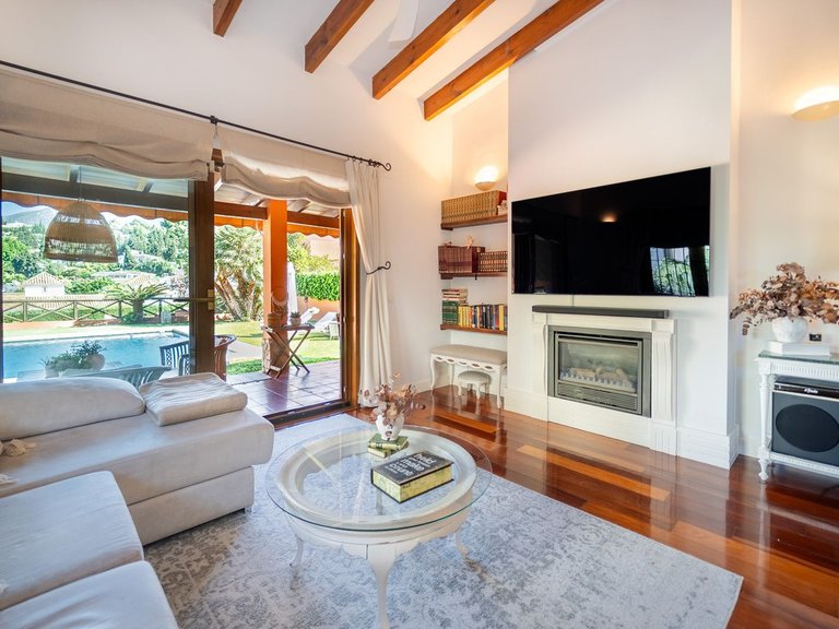 Villa for Sale in Mijas Costa, Malaga 20
