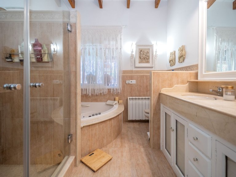 Villa for Sale in Mijas Costa, Malaga 26
