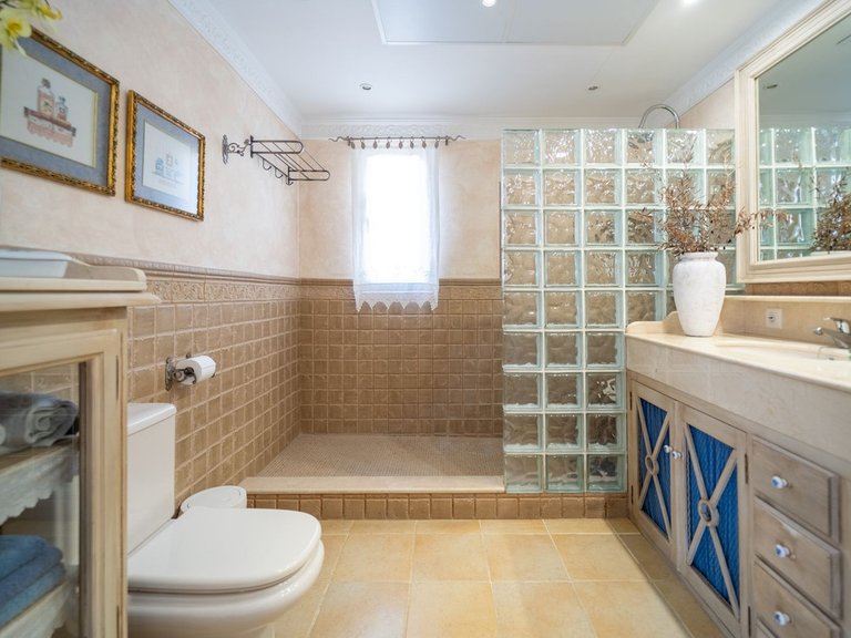 Villa for Sale in Mijas Costa, Malaga 42