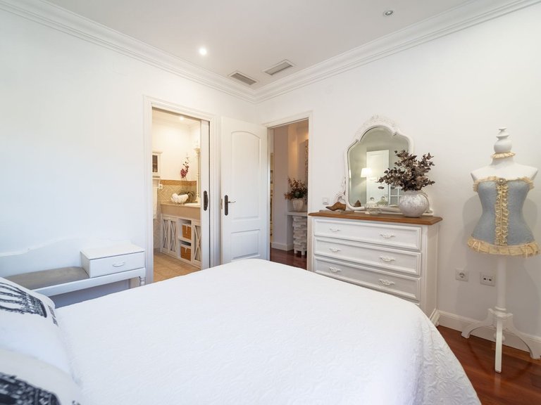 Villa for Sale in Mijas Costa, Malaga 47
