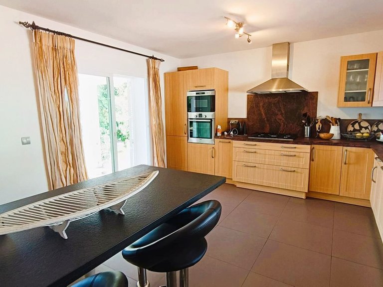 Villa for Sale in Manilva, Malaga 11
