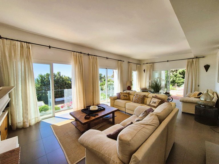 Villa for Sale in Manilva, Malaga 8