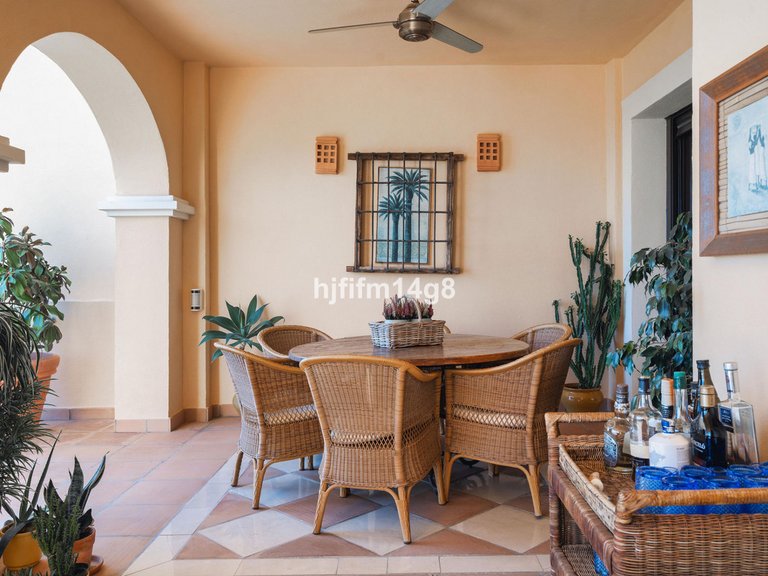 Apartment for Sale in Benahavís, Malaga 15