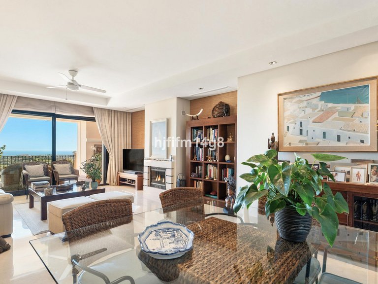 Apartment for Sale in Benahavís, Malaga 7