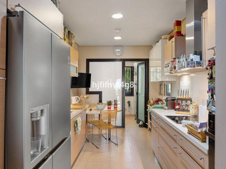 Apartment for Sale in Benahavís, Malaga 9