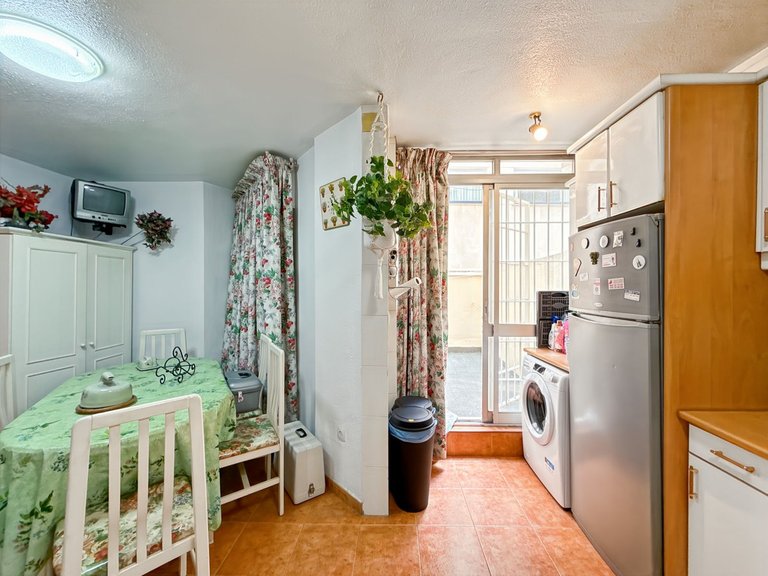 Apartment for Sale in Perchel Sur, Malaga 23
