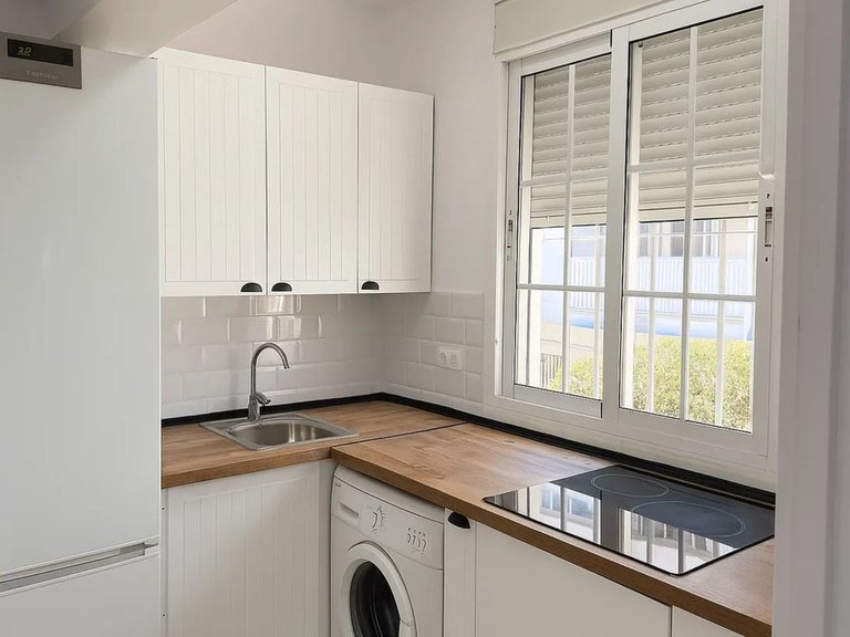 Apartment for Sale in Benalmadena Costa, Malaga 10