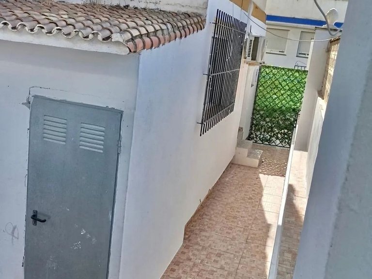 Apartment for Sale in Benalmadena Costa, Malaga 12