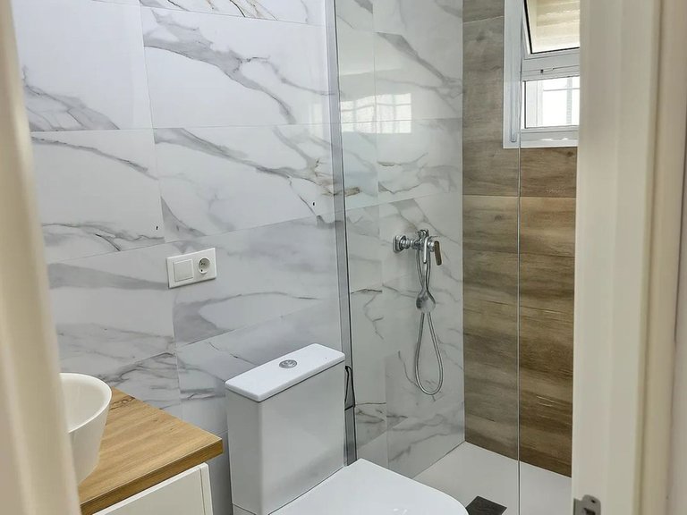 Apartment for Sale in Benalmadena Costa, Malaga 13