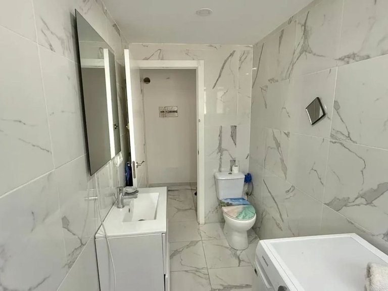 Apartment for Sale in Benalmadena Costa, Malaga 15