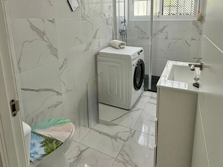 Apartment for Sale in Benalmadena Costa, Malaga 16