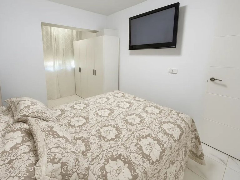 Apartment for Sale in Benalmadena Costa, Malaga 6