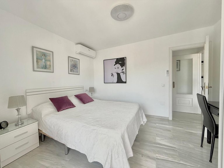 Apartment for Sale in Fuengirola, Malaga 14