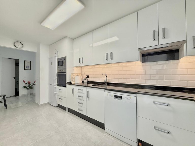 Apartment for Sale in Fuengirola, Malaga 7